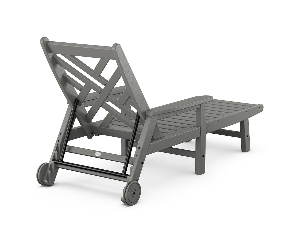 Chippendale Chaise with Arms and Wheels