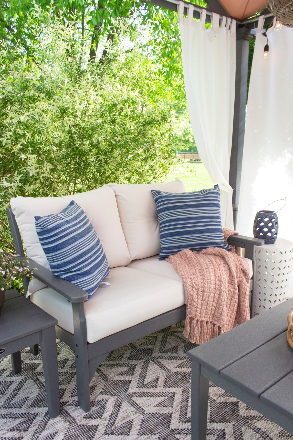 Vineyard 4-Piece Deep Seating Set