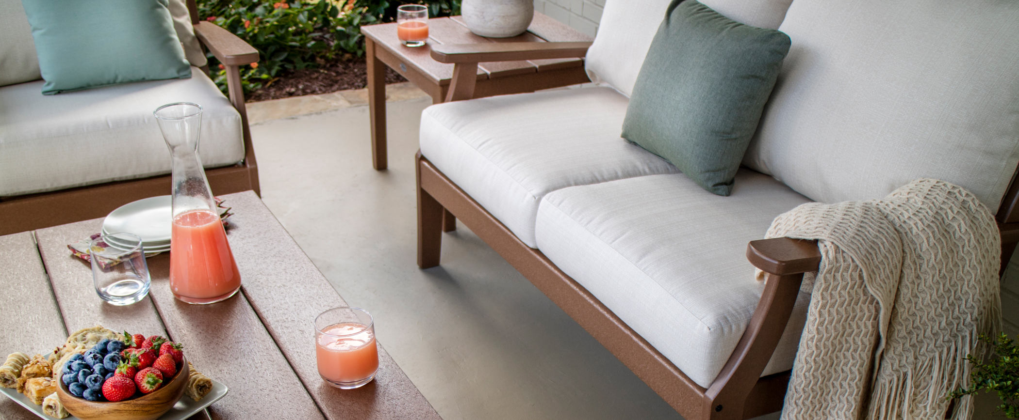 How to Clean Outdoor Cushions - POLYWOOD Blog