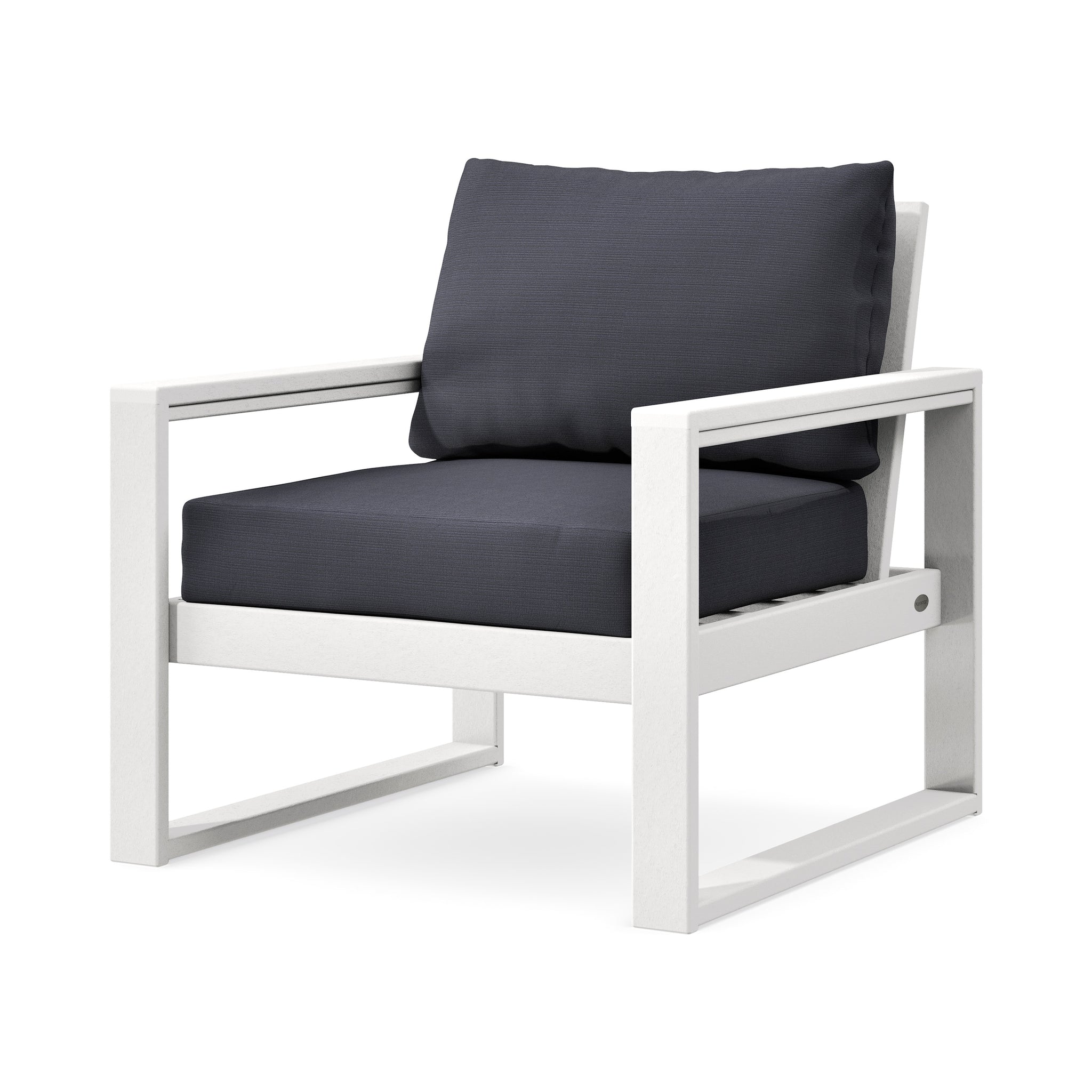 EDGE Club Chair