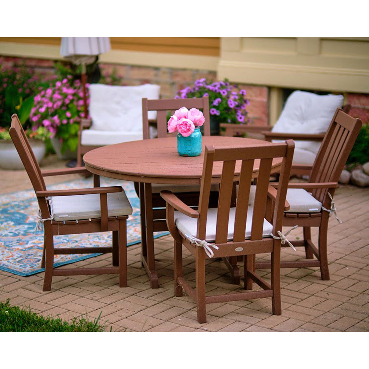 Vineyard 5-Piece Round Farmhouse Dining Set
