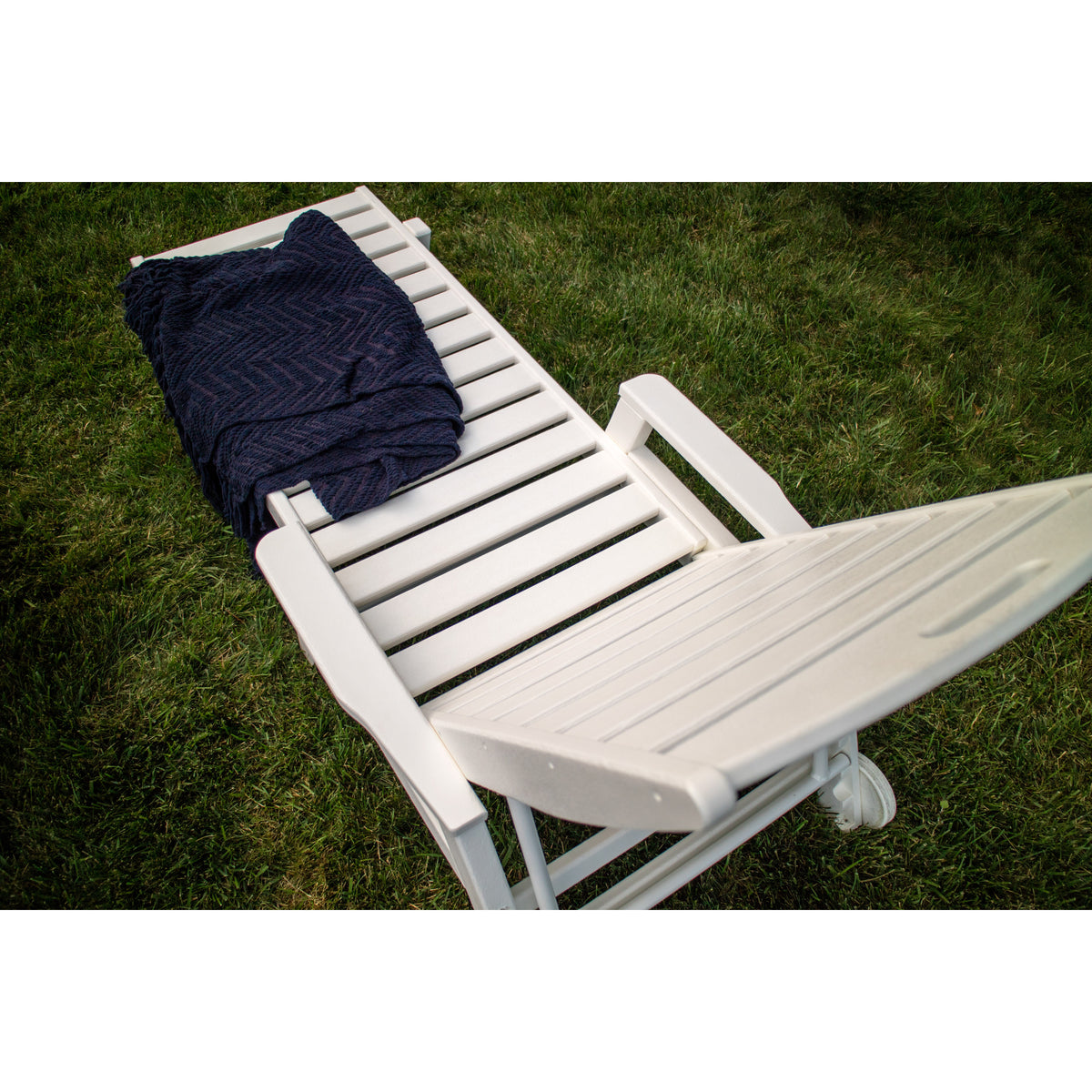 Nautical Chaise with Arms & Wheels