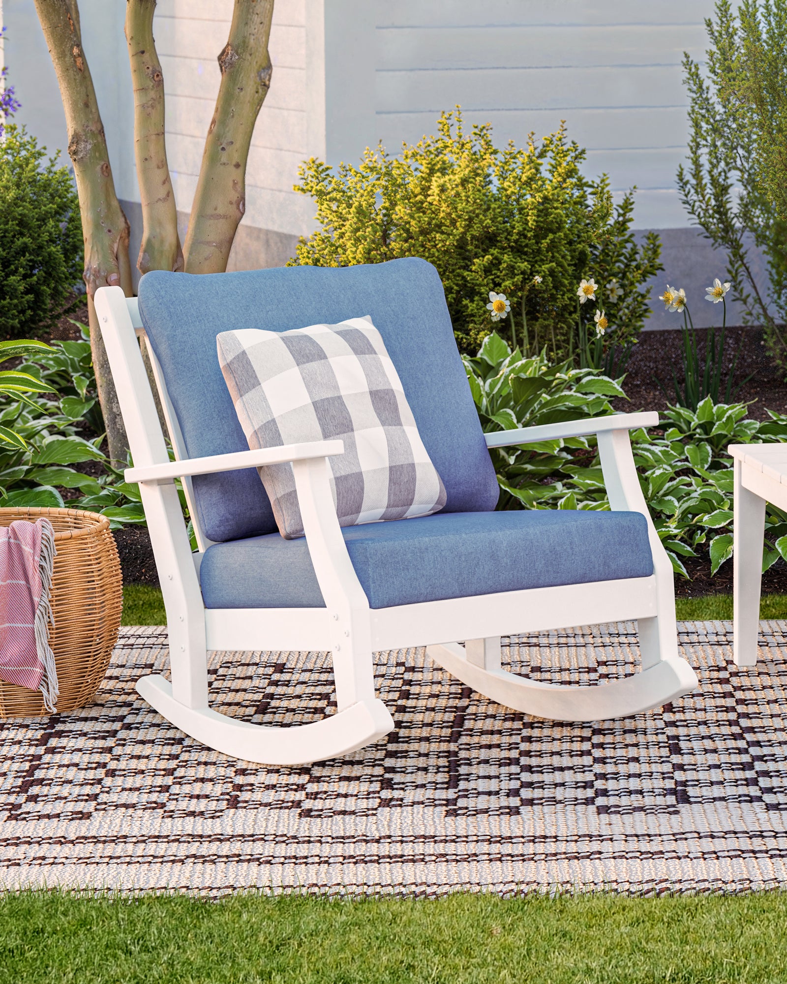 Wovendale Deep Seating Rocking Chair