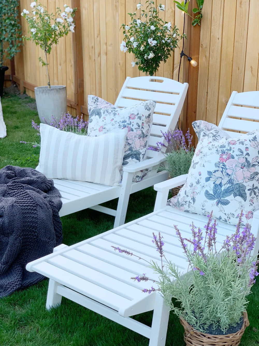 outdoor-chaise-lounge-sets 06cbc469