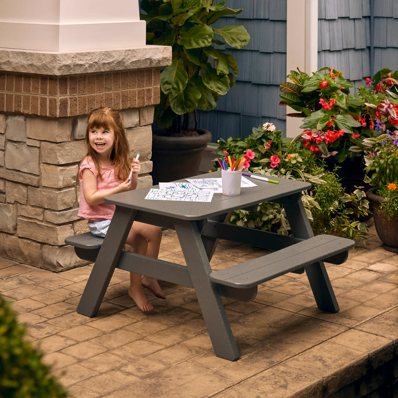 outdoor-kids-furniture 215a73b1
