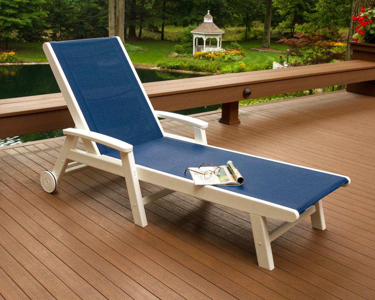 Coastal Chaise with Wheels