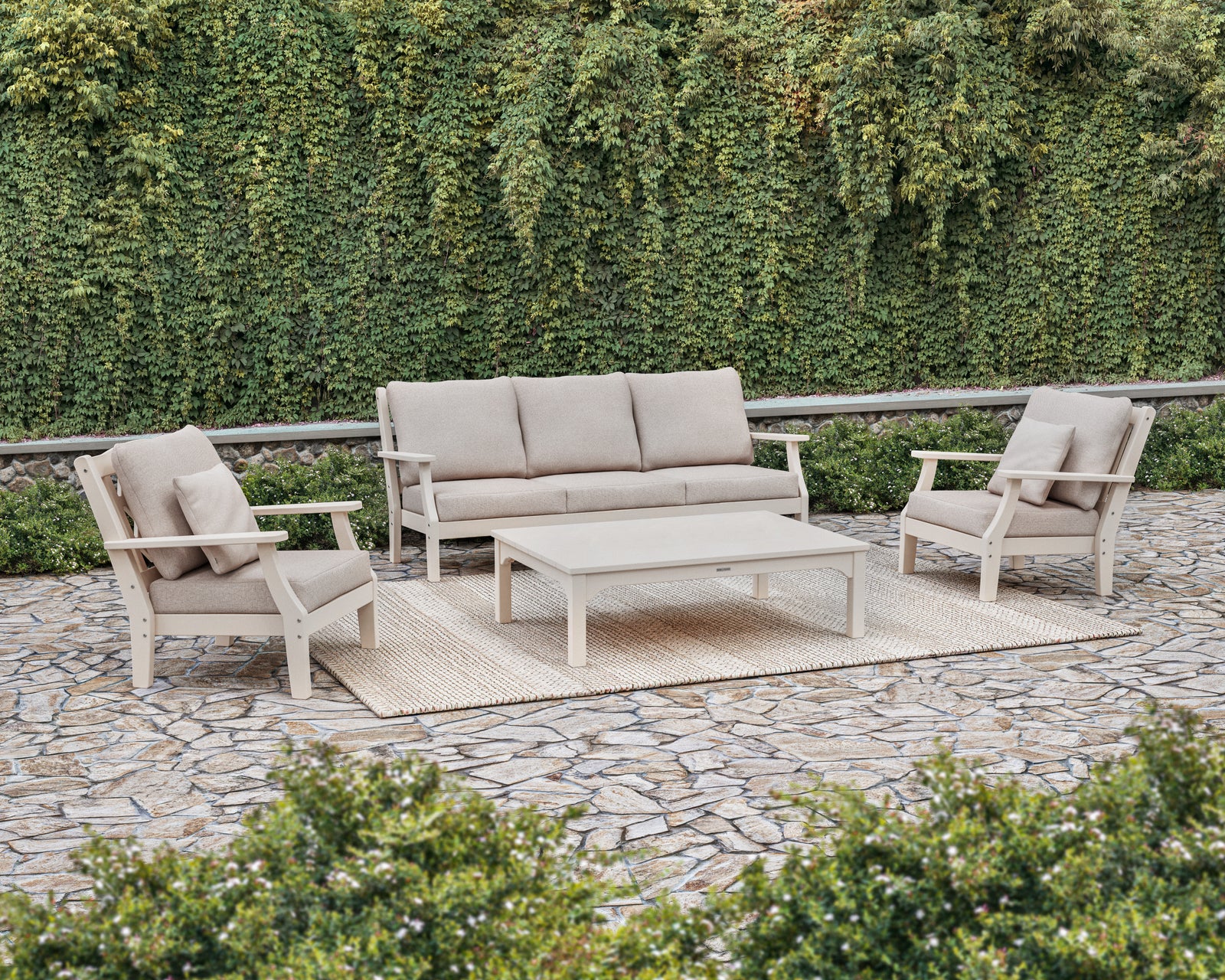Chinoiserie 4-Piece Deep Seating Set with Sofa